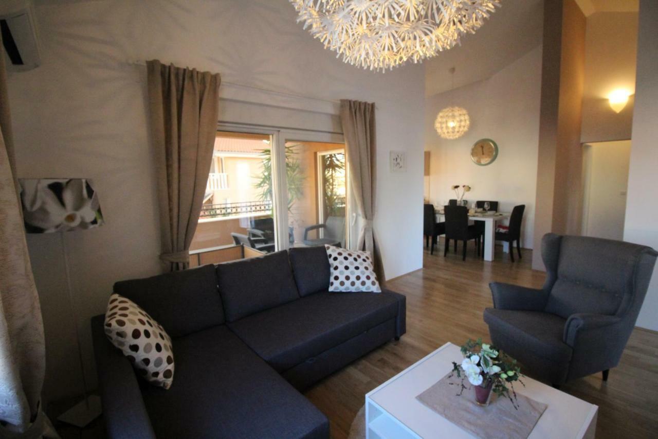 Вилла Lux Haus Трогир Экстерьер фото